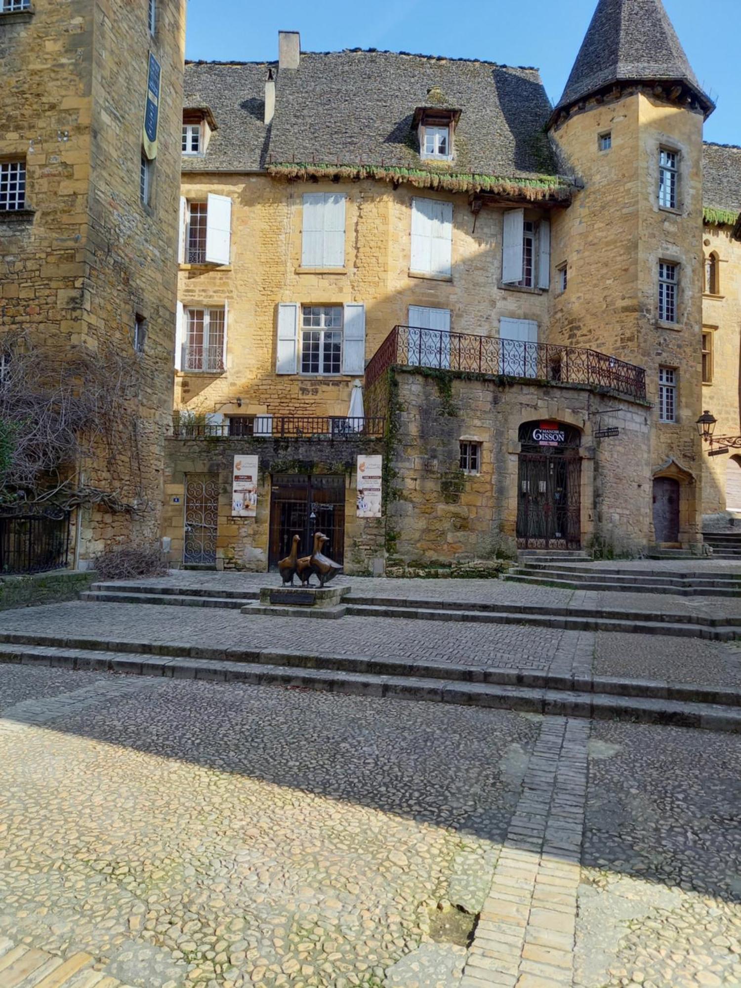 Appartement Centre Medieval Le Boudoir De Marie Sarlat-la-Caneda Exterior photo